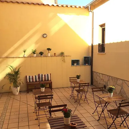 La Sandalia Hostel Ávila